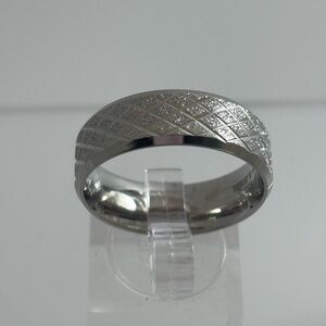 Silver Tone Textured stainless steel Band Ring Men’s size 10
